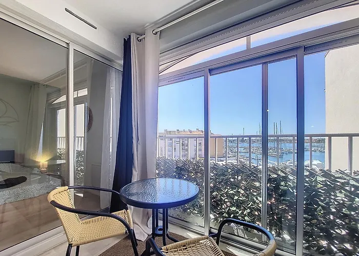 Apartman Vue Imprenable Sur Le Port -clim- Moderne Agde